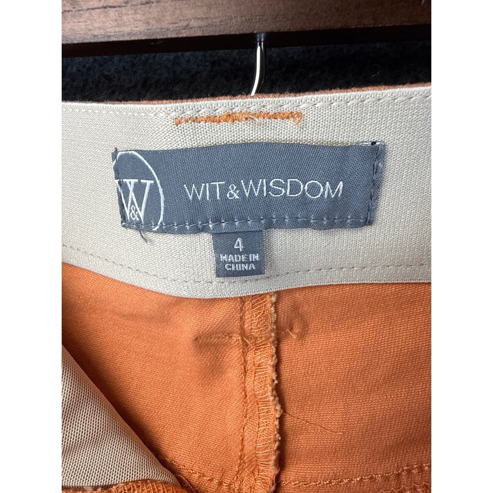Wit & Wisdom Absolution Luxe Touch Skyrise Shorts… - image 5